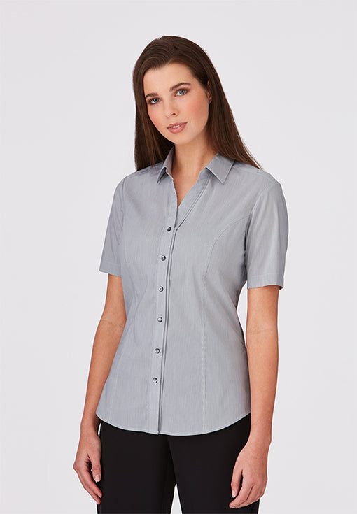 Womens City Stretch Pinfeather Short Sleeve Shirt